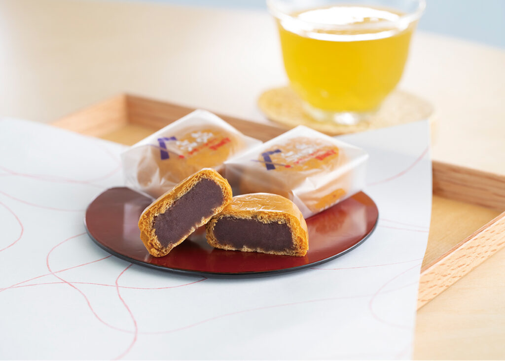 石川県山中温泉の和菓子店『山中石川屋』で販売する和菓子「娘娘万頭」